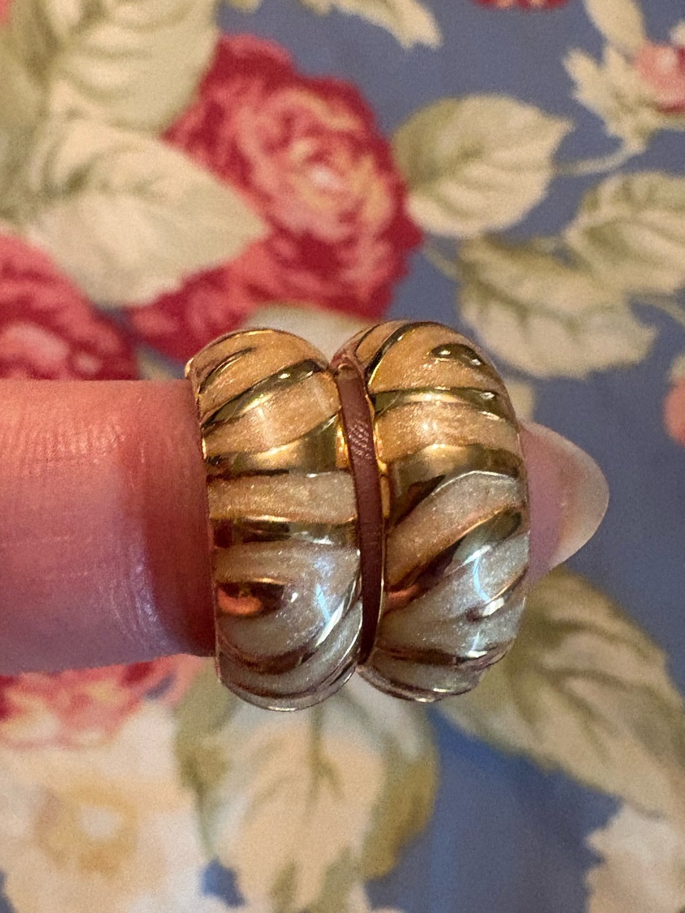 Zebra striped 14k Italian gold hoops, can dress up or down they are beautiful 🤩